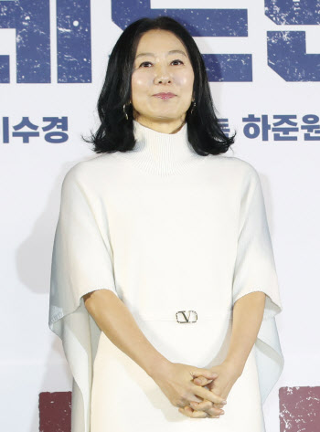 '데드맨' 김희애 "심여사, 여배우라면 모두가 탐낼 캐릭터"