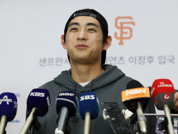 ‘빅리거’ 이정후, 다음달 1일 출국해 MLB 첫 시즌 준비