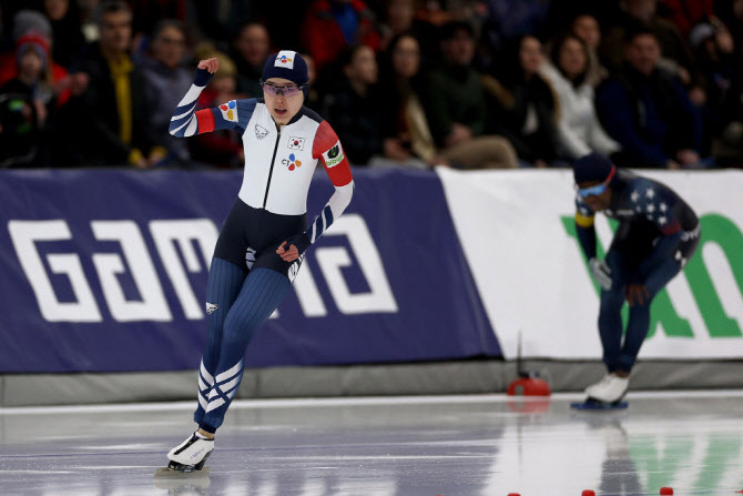 '新빙속여제' 김민선, 월드컵 6차 여자 500m 금메달...7회 연속 메달