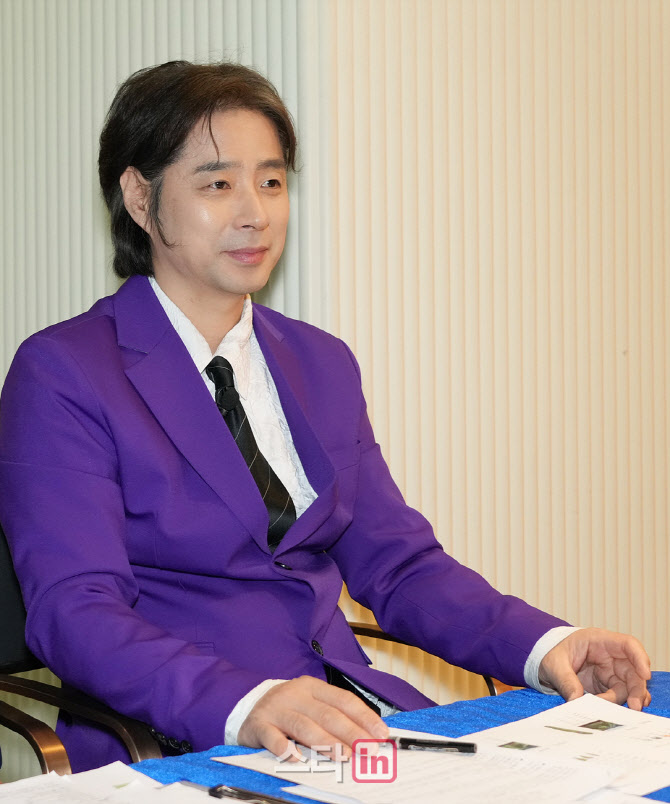 [포토]차승환 '매끄러운 해설'
