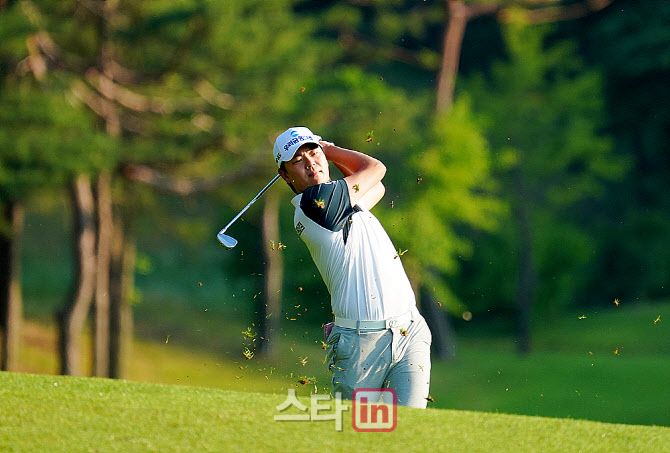 [포토] 이정환 '아이언맨의 정교함으로'