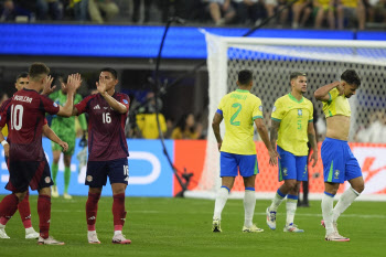 네이마르 없는 브라질, 골결정력 빵점...코스타리카와 0-0