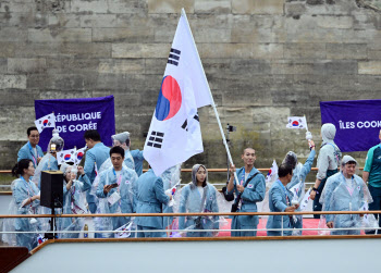 한국 등장에 "북한".. IOC "대한민국 선수단 소개 실수"