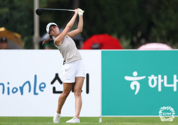 '리디아 고 보자' 골프팬들 북적..영상 촬영하고 사진 찍고