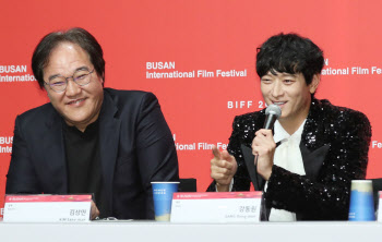 '전,란' 강동원 "박찬욱 감독, 현장서 장·단음 디렉팅까지"[BIFF]