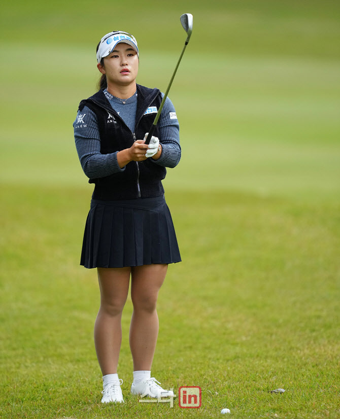 [포토]최가빈,조준은 핀을 본다