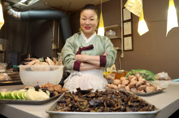 '흑백' 이모카세 "안성재 칭찬 편집 아쉬워…최현석이 세 살 위" ①