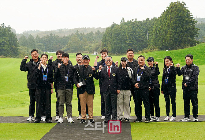 [포토] 이대한 '우리 한국프로골프협회 직원분들 화이팅해요'