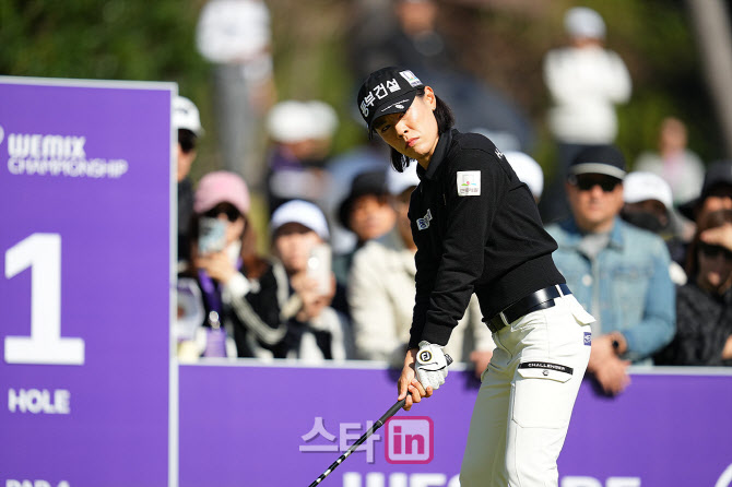 [포토]박주영,실수없이 타깃을 본다