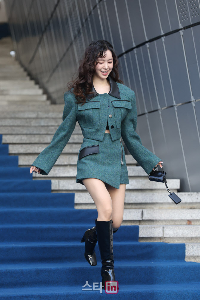 [포토]진세연, 밝은 미소로 등장