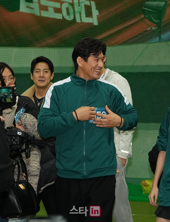 [포토]오지호,1라운드 탈락에 허탈한 미소
