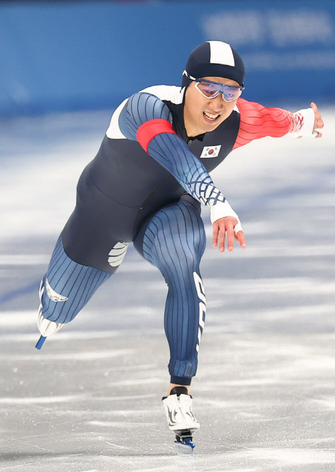 '빙속 단거리 간판' 김준호, 남자 500m 동메달...대회 두 번째 메달