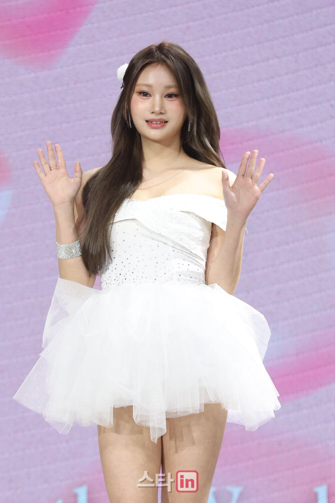 [포토]포즈 취하는 케시