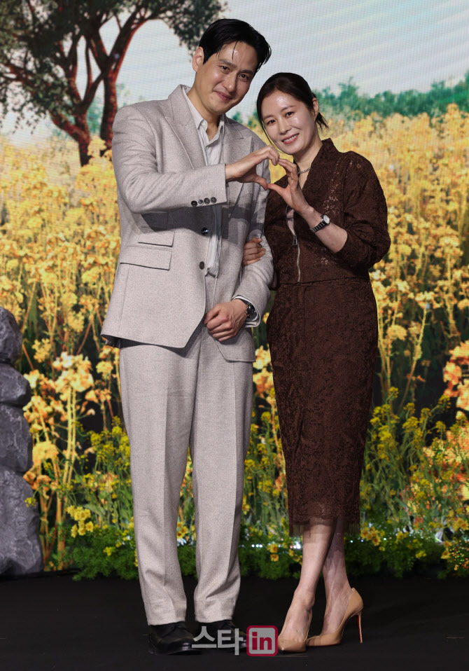 [포토]배우 박해준-문소리, '감성 연기 기대하세요'
