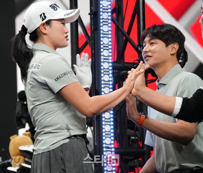 [포토]지한솔,우리가 이깁니다