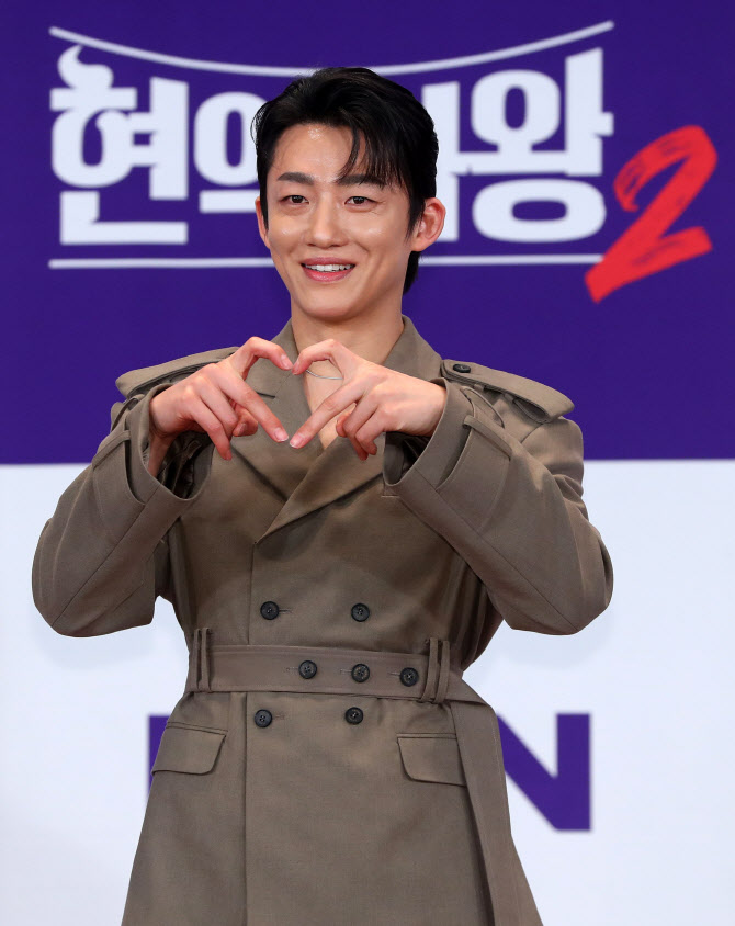 '현역가왕2' 신승태 "박서진, 1억 상금인데 아직 소고기 안 쏴"
