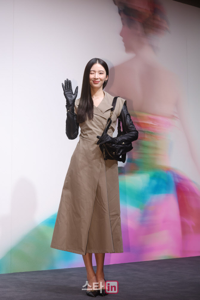 [포토]아이린, 멀리서도 눈에 띄는 윙크