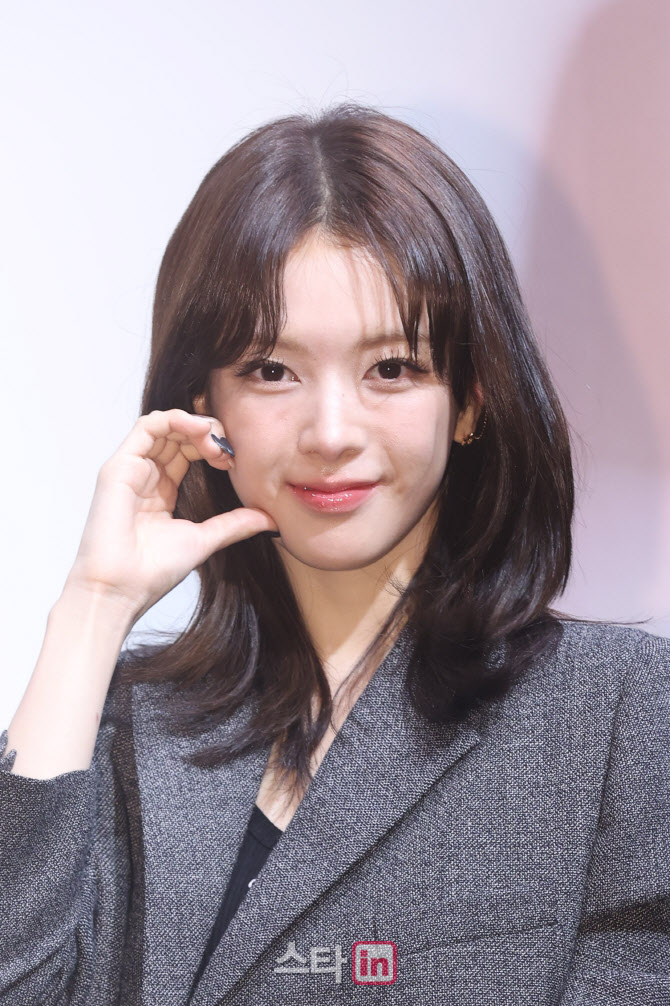 [포토]노정의, 볼하트