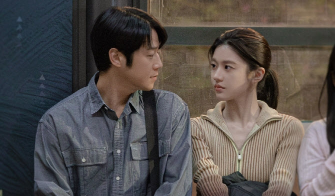 '언슬전' 고윤정X정준원, 쌍방 로맨스?…오늘(9일) '십오야' 출연