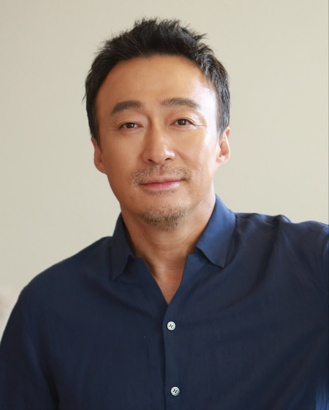이성민, 호두앤유 떠나 HB엔터 전속계약…안재현·조병규 한솥밥