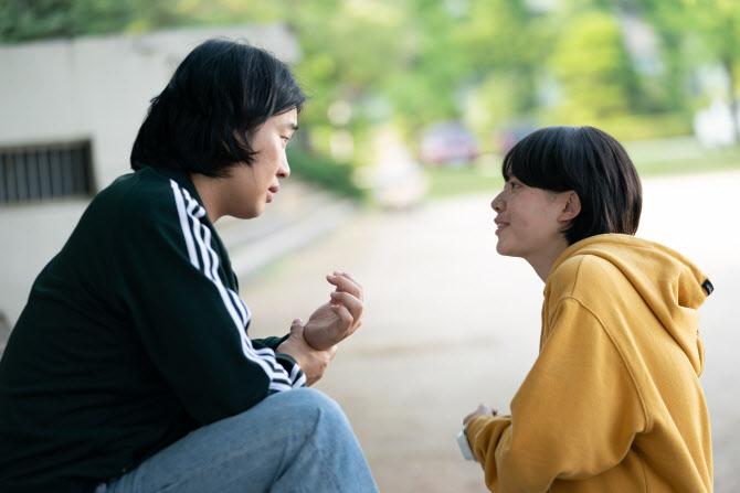 '하이파이브' 이재인, 백수 삼촌 안재홍→父 오정세…찰떡 케미 요정