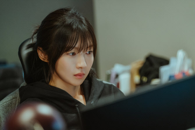 '괴기열차' 주현영, 첫 장편 스크린 주연…호러퀸 완벽 변신