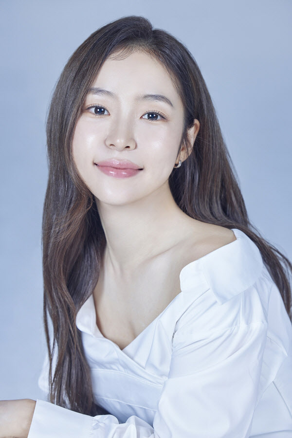 홍자, 토탈셋 떠난다… 홀로서기 예고