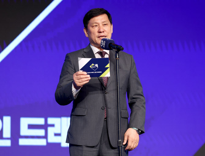허구연 KBO총재, 팬들과 라이브로 만난다...'크보 라이브' 출연
