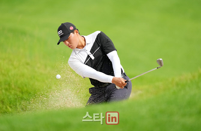 [골프in포토]김동운,완벽한 벙커샷