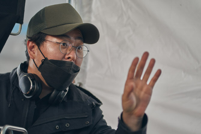 이상근 감독, '악마가 이사왔다'로 여름 극장 컴백…평범 속 기발한 상상