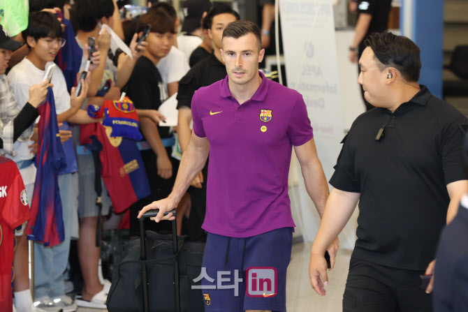 [포토]내한한 FC바르셀로나 GK 이냐키 페냐