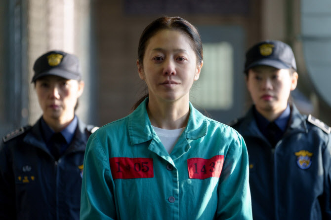 '사마귀' 고현정, 사형수 됐다…죄수복 입고 포착