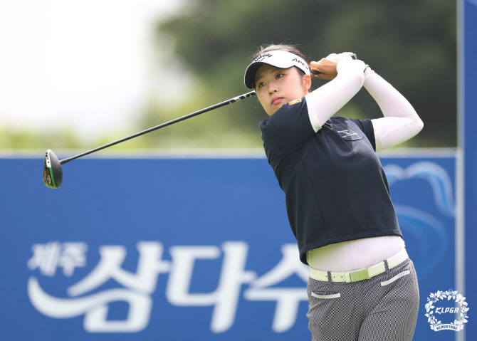 시드순위 59번 이수정, 제주에서 '돌풍샷'.."챔피언조 경기하면 더 재밌는 경험 될 것&q...