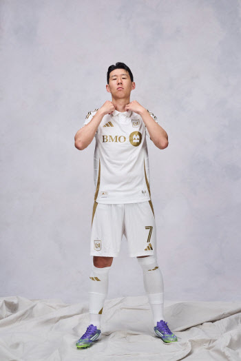 LAFC SNS도 손흥민으로 도배... 홈·원정 유니폼 사진 공개
