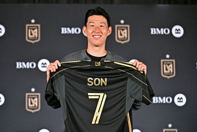 손흥민, ‘카카·즐라탄·루니 제쳤다’... MLS 역대 최고 스타 4위