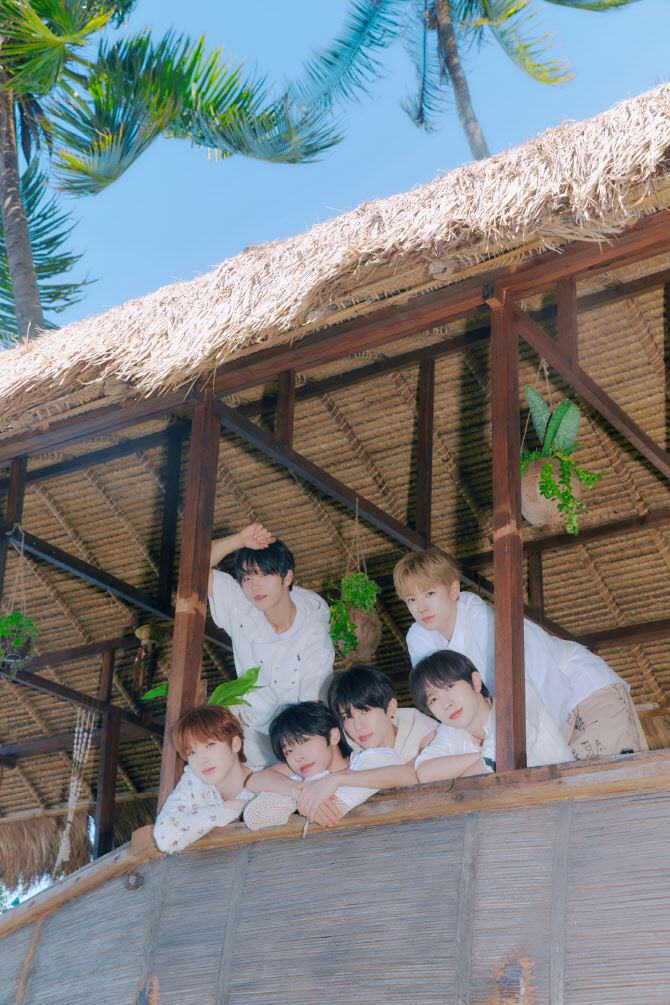 [Today 신곡]얼마나 또 청량할까… NCT 위시 서머송 '서프'