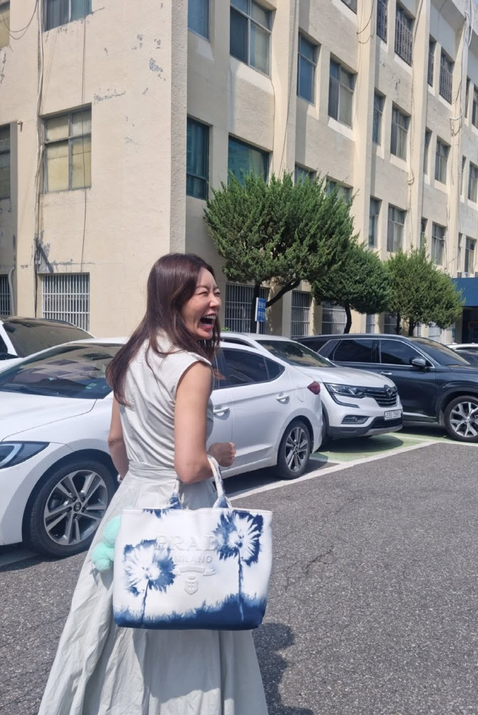 안선영 “몇년 전부터 남편과 따로”…이혼 질문엔 “괴롭힘 아니냐”