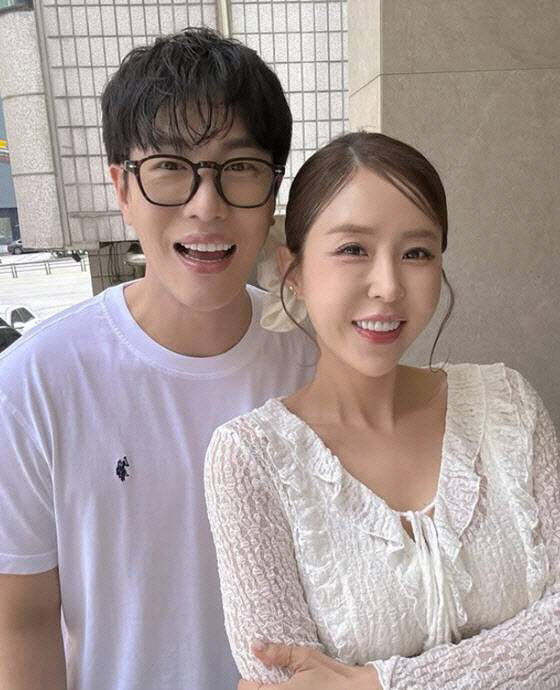 신지와 결혼 앞둔 문원 “코요태 팬 고소 아냐…악플러 법적대응”