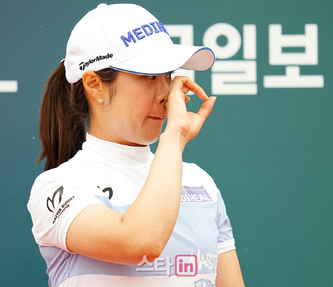 [골프in포토]최혜용,눈물의 은퇴식