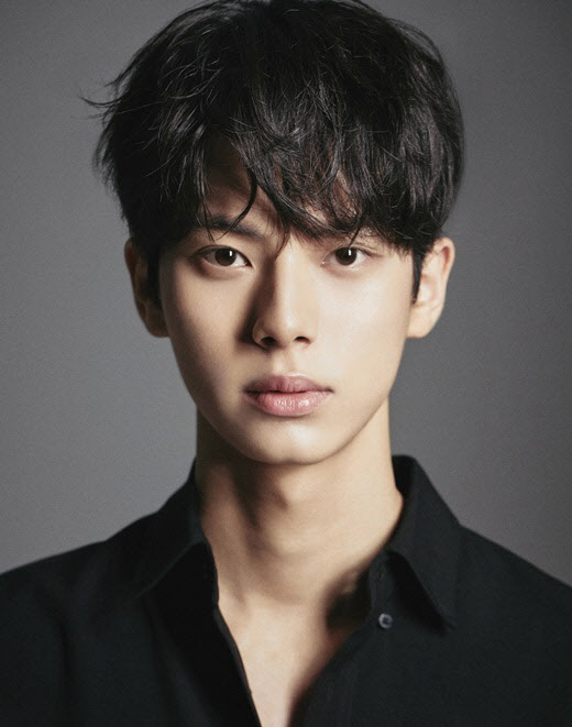 이채민, 김수현 떠난다…골드메달리스트 전속계약 종료