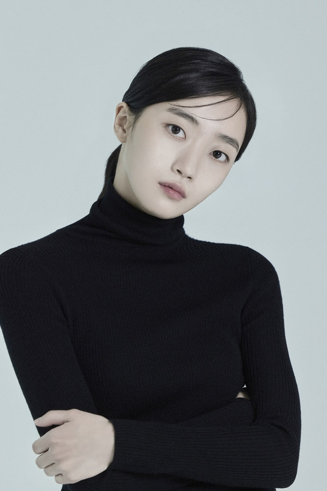 '선의의 경쟁' 오우리, '백번의 추억' 출연…김다미·신예은과 호흡