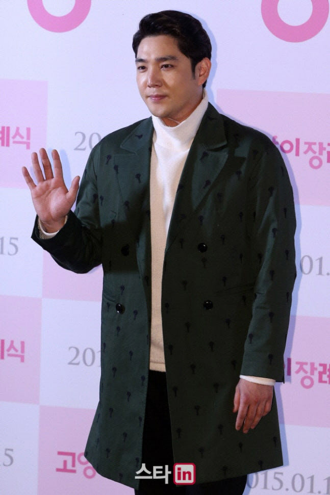 강인, 슈퍼주니어 20주년 콘서트 '관객'으로 함께