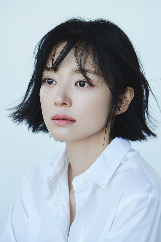 송지인, HB엔터와 전속계약…김윤석·안재현과 한솥밥