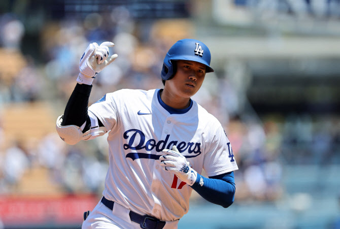 ‘LA 스타’ 손흥민, 이번엔 MLB에 뜬다... 오타니와 만남도