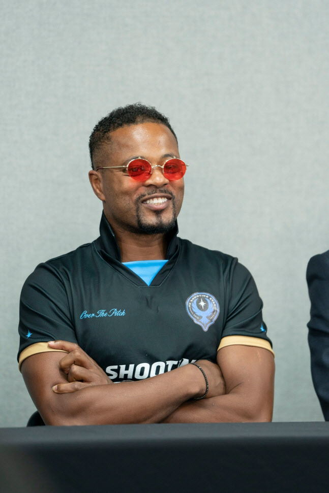 '슈팅스타2' 최용수 "에브라, 박지성 친분으로 영입…회식 100% 참석"