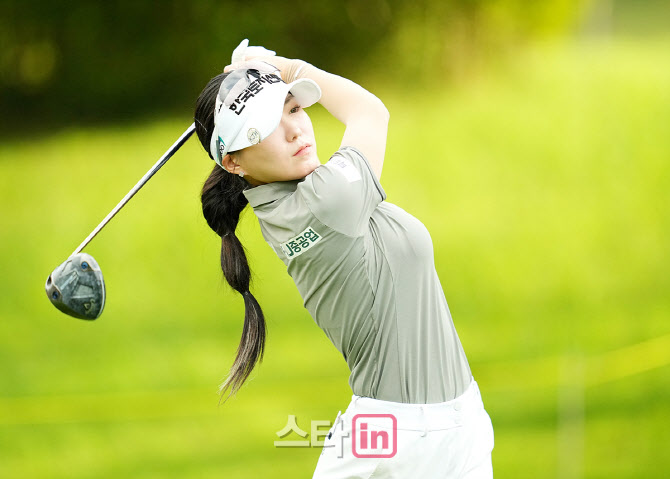 ‘홀인원으로 토레스 품은’ 조아연 “직원들이 만세 불러서 알았다”