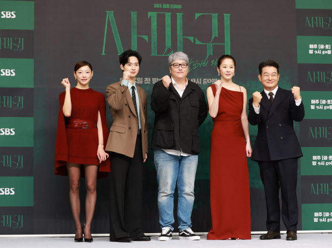 '사마귀' 변영주 감독 "대본 보자마자 '이건 고현정'"