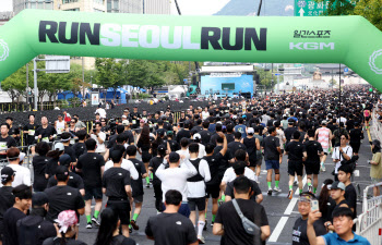 ‘러닝 유튜버’ 원형석, 런 서울 런 하프 1위... “희로애락 담긴 운동”