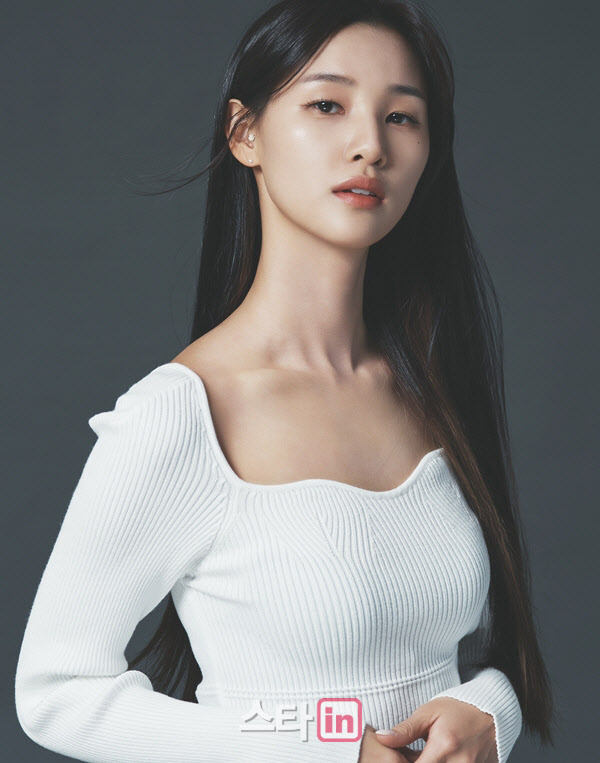 '미스트롯2' 황우림, 아츠로와 독점 에이전시 계약 체결