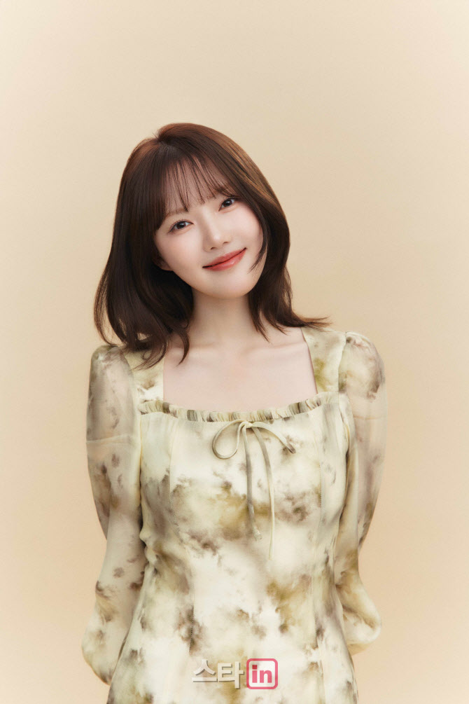 여자친구 예린, 1년 만에 솔로 컴백